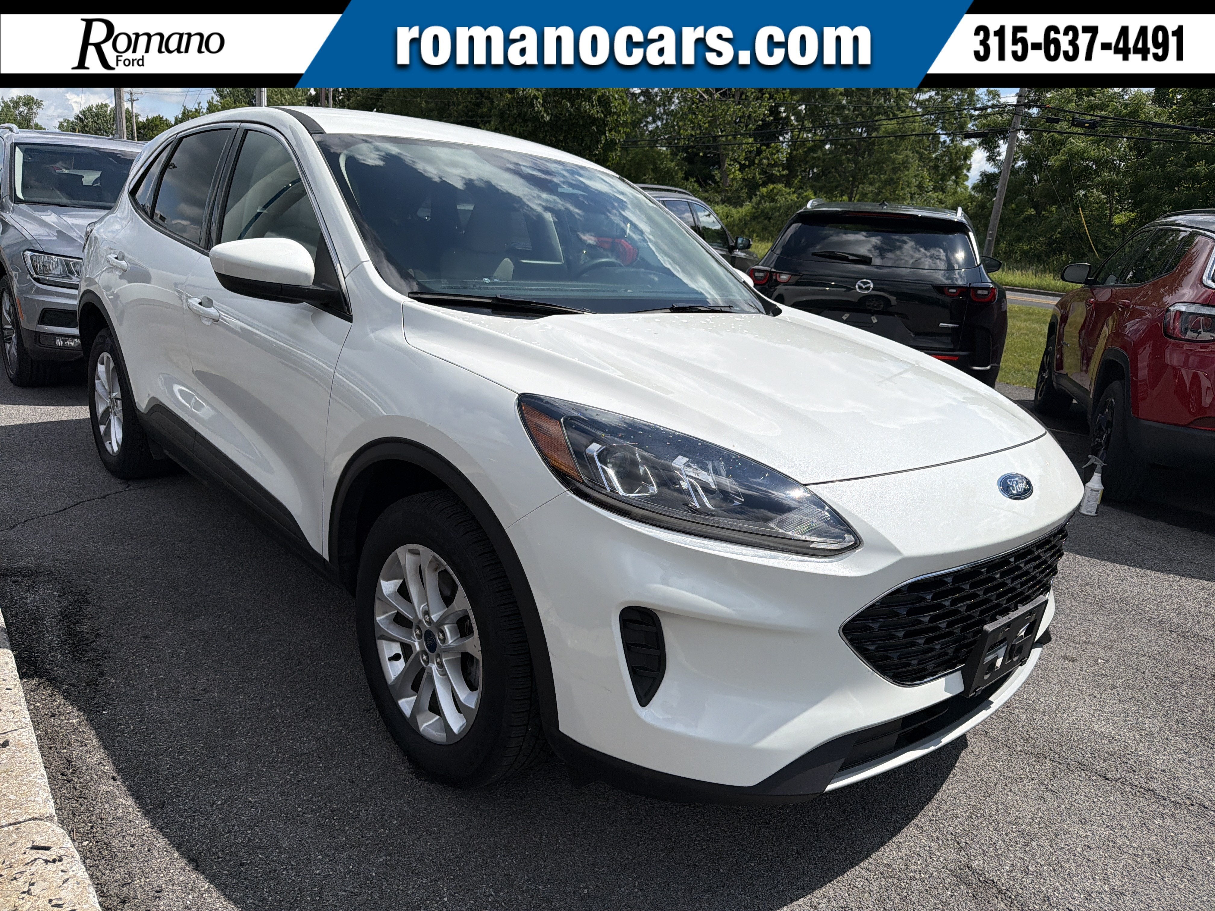 2020 Ford Escape SE in White — front three-quarter view