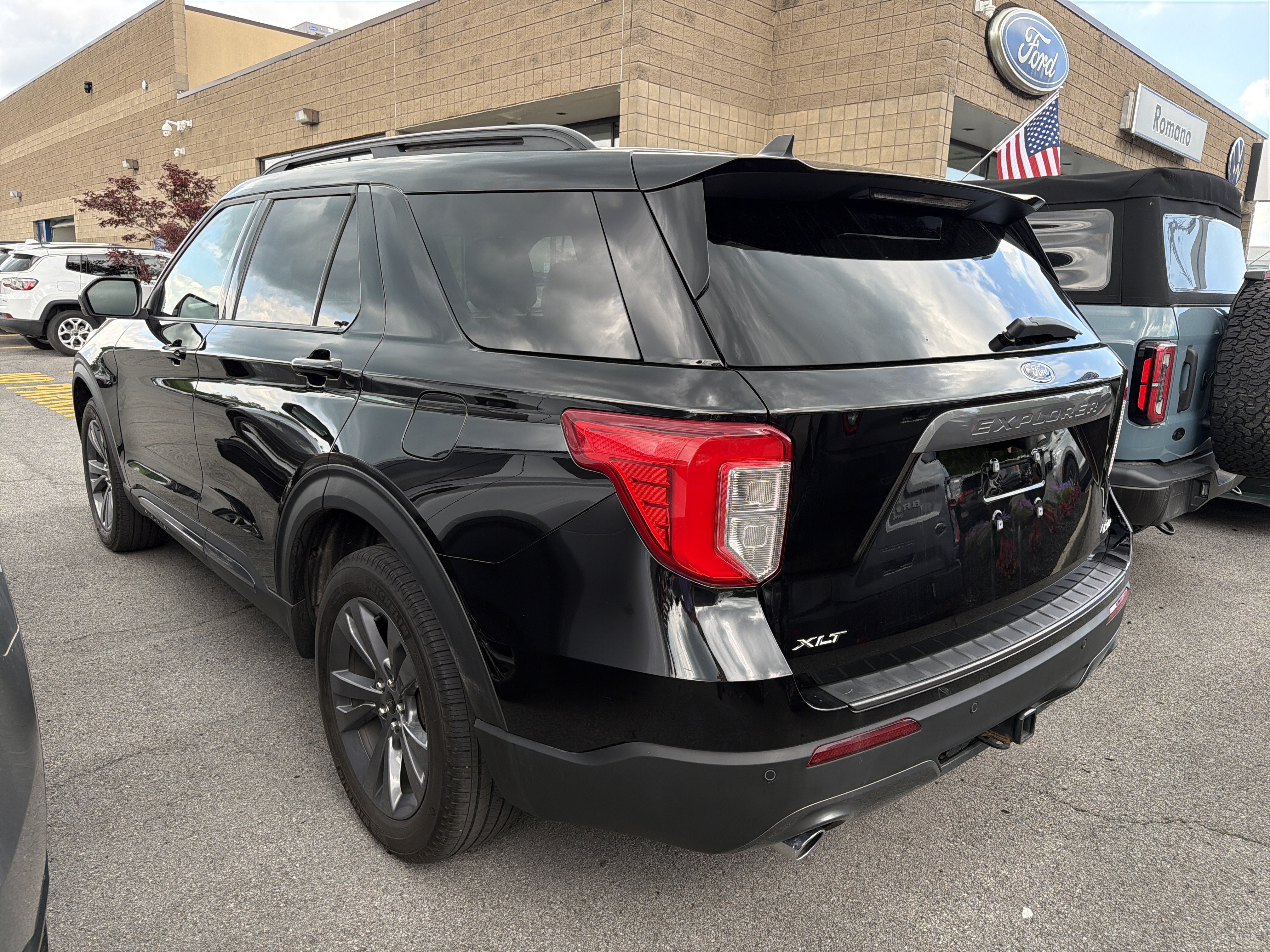 2023 Ford Explorer — detail view