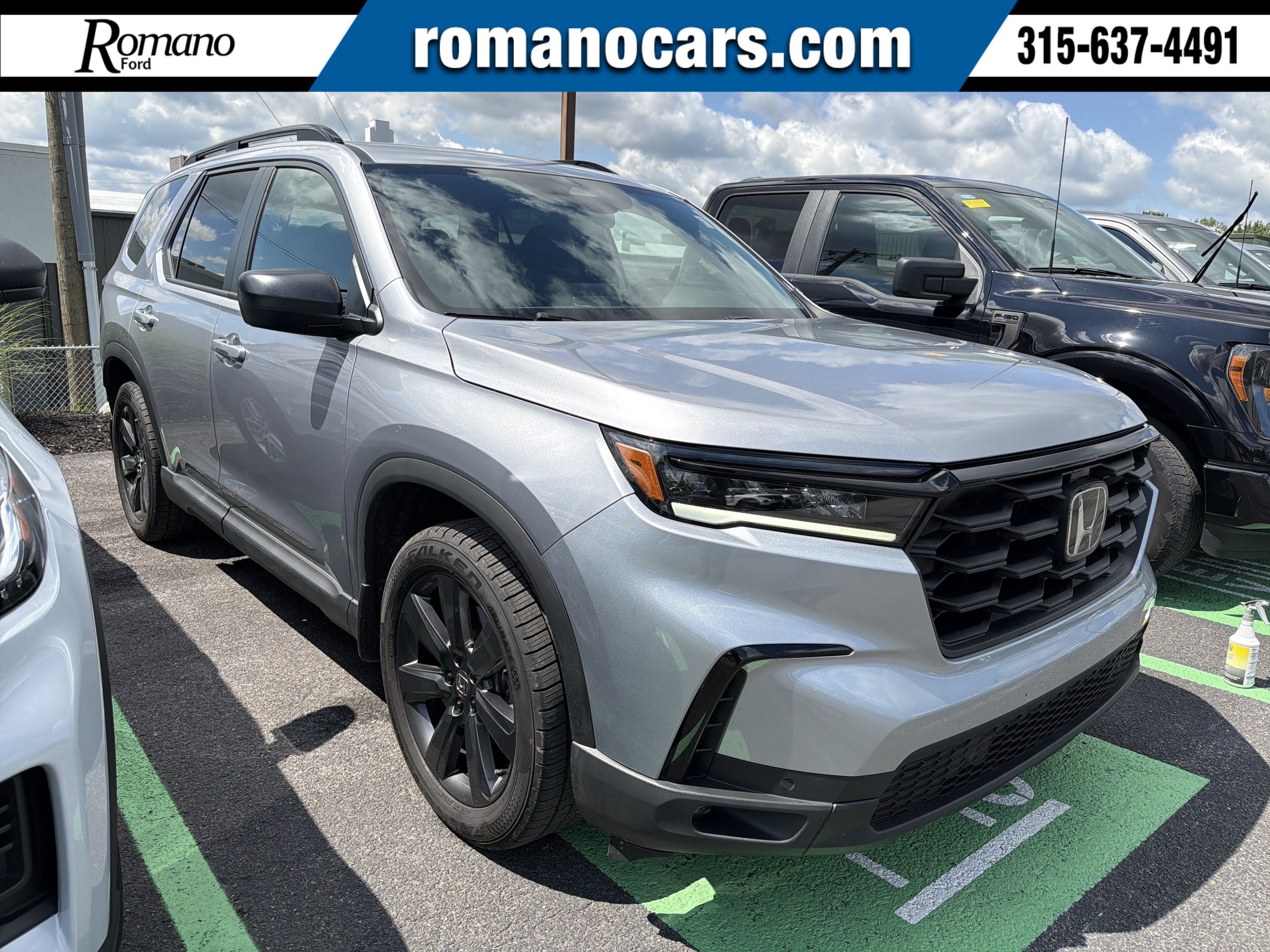 2025 Honda Pilot Sport in Lunar Silver Metallic — front three-quarter view